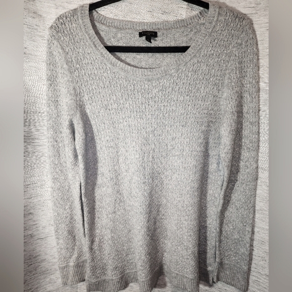 Talbots Gray Knit Wool Blend Medium Petite Long Sleeve Pullover Sweater - Picture 1 of 5